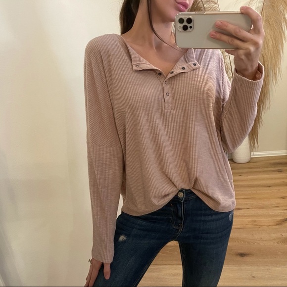 In The Clouds Brushed Henley | Pale Mauve